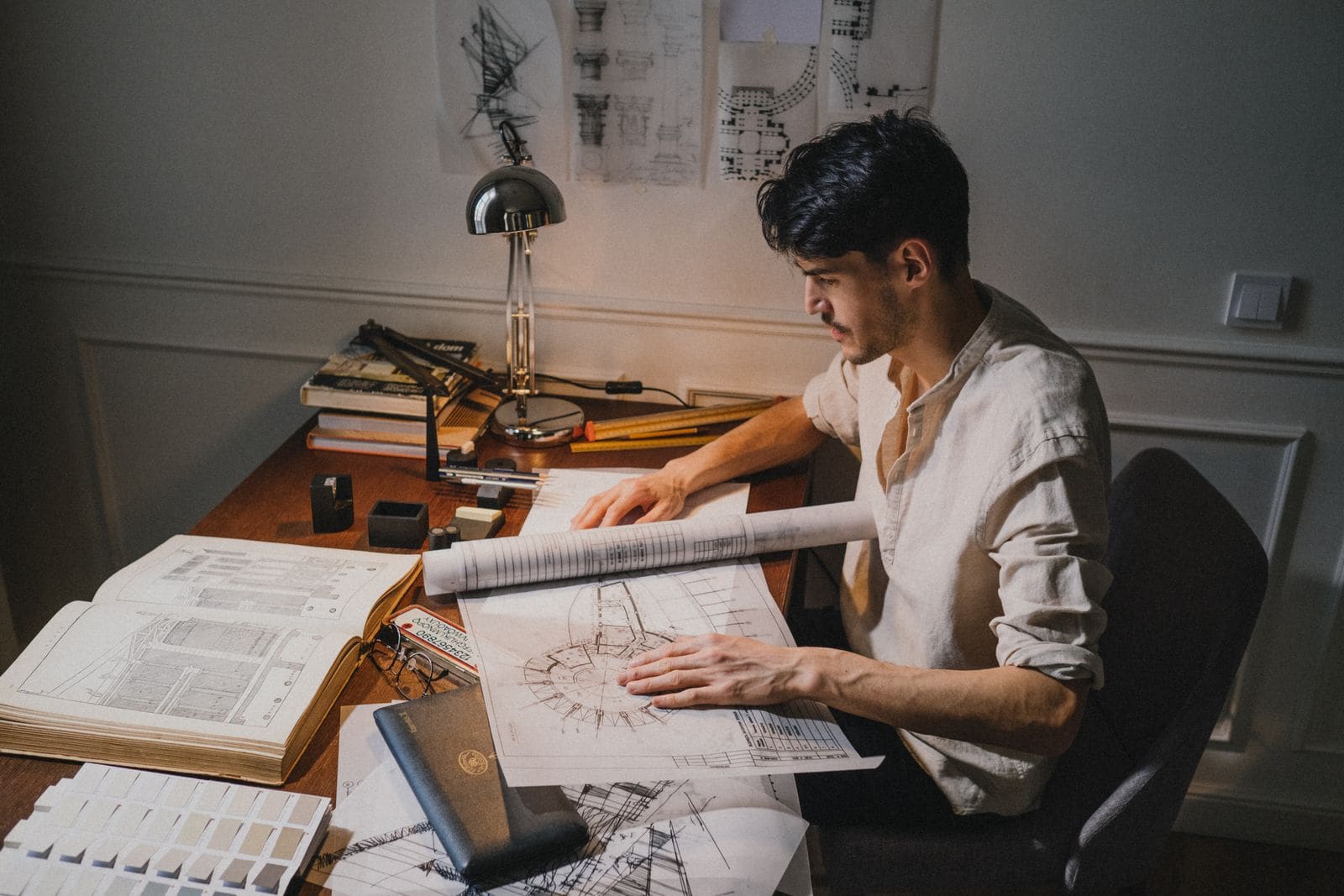 Arbeitsplatz im Architekturbüro Atelier Baumann